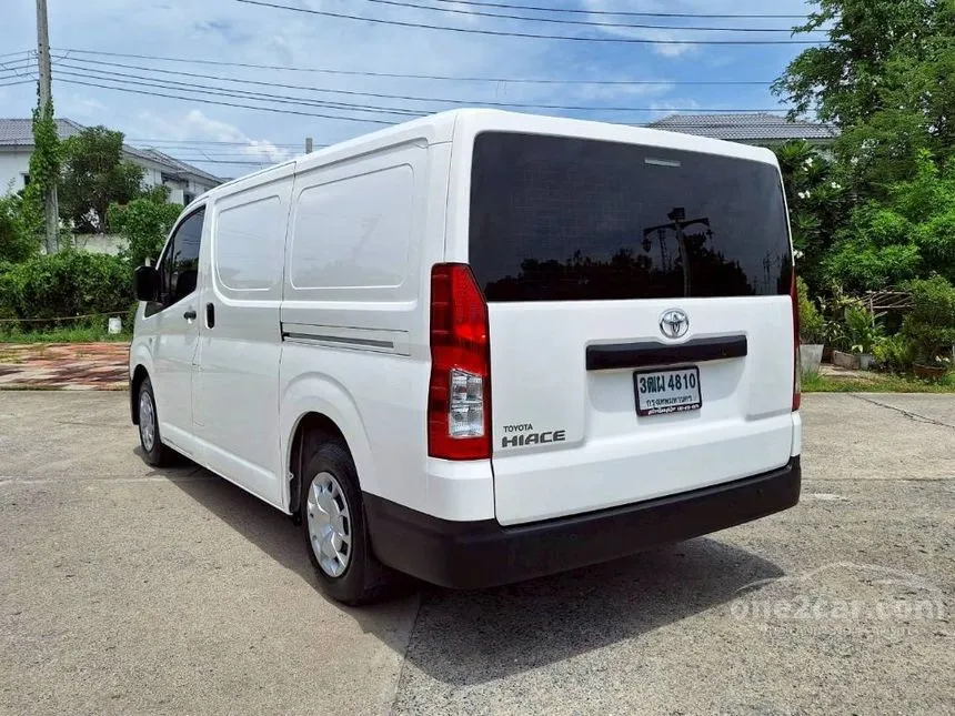 2022 Toyota HIACE Eco Van