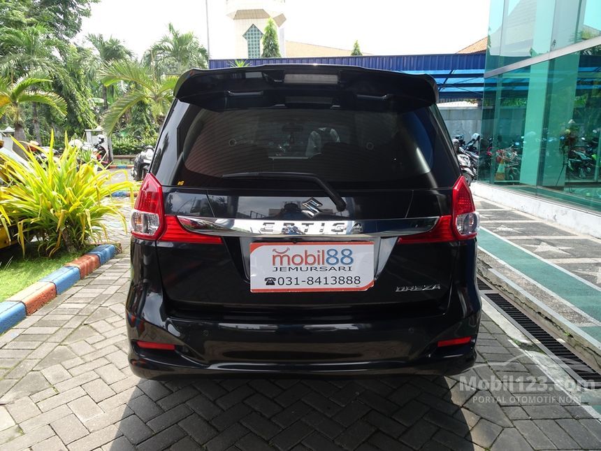 Jual Mobil Suzuki Ertiga 2016 Dreza 1.4 di Jawa Timur 