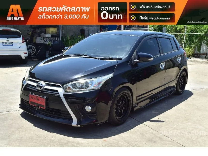 2015 Toyota YARIS G Hatchback