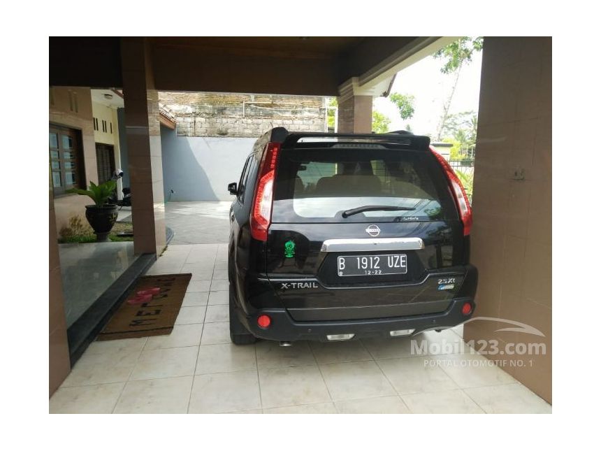 Jual Mobil  Nissan X Trail 2012 XT 2 5 di Jawa  Barat  