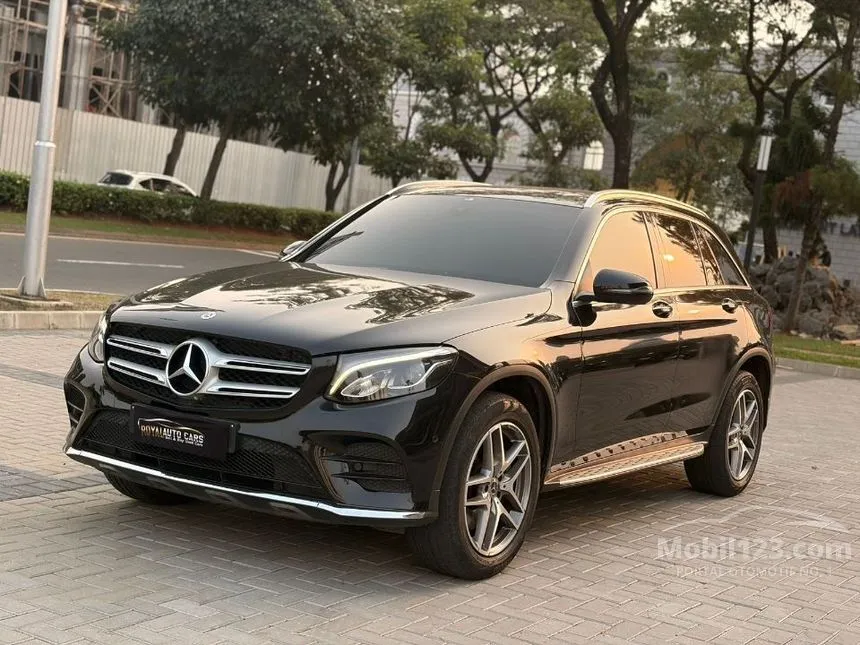 2019 Mercedes-Benz GLC200 AMG Line SUV