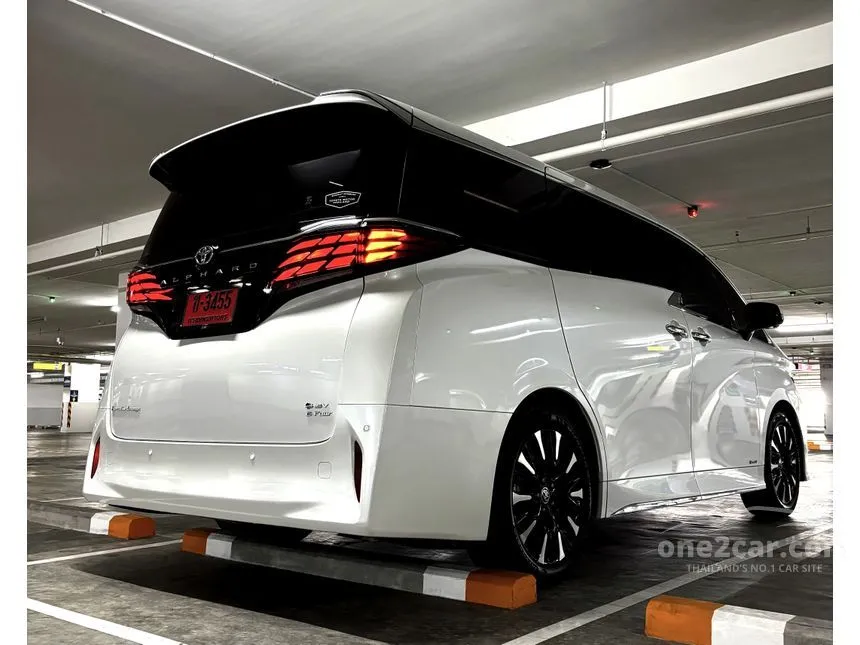 2025 Toyota ALPHARD HEV Luxury Van