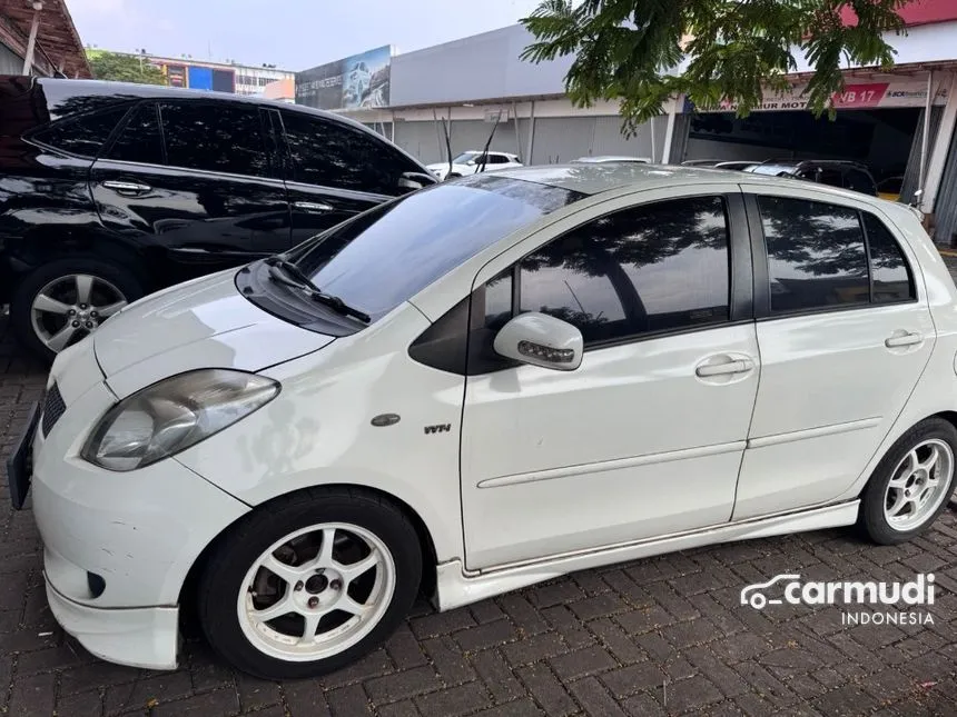 2007 Toyota Yaris S Limited Hatchback