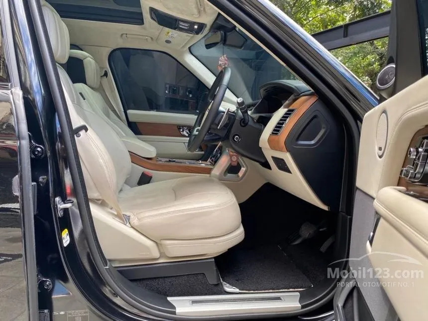 2021 Land Rover Range Rover Vogue Autobiography LWB SUV