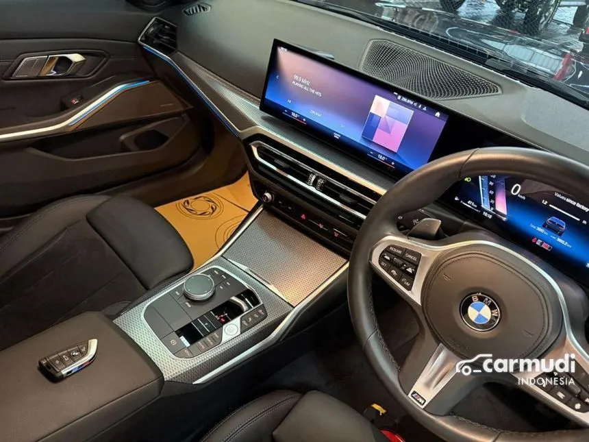 2023 BMW 330i M Sport Pro Sedan
