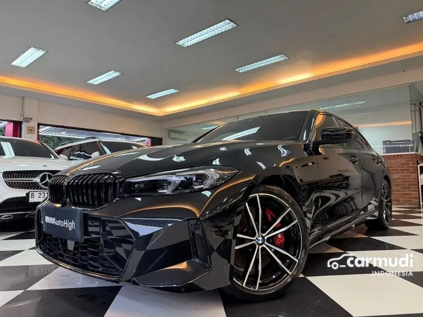 2023 BMW 330i M Sport Pro Sedan