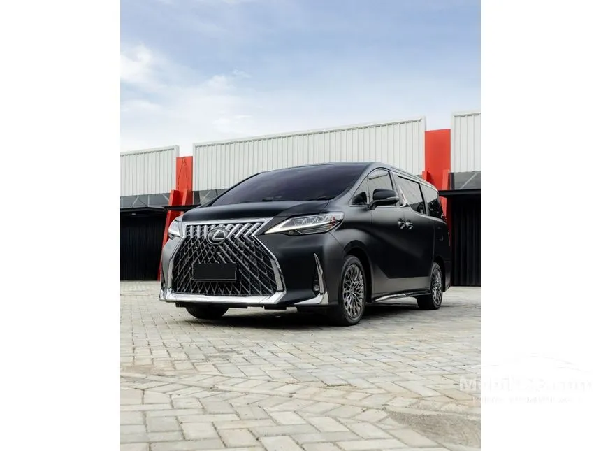 2021 Lexus LM 350 4 Seater MPV
