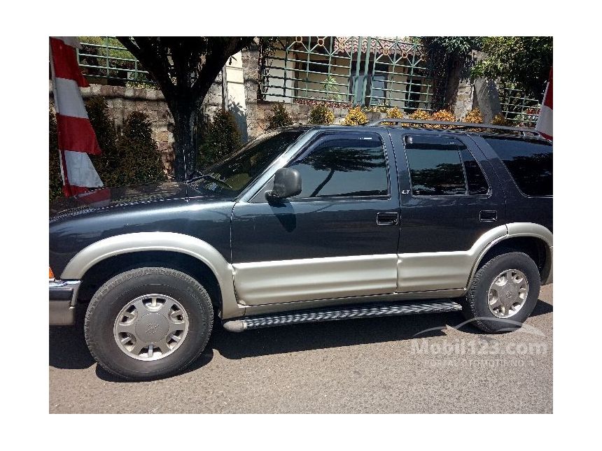 Jual Mobil Opel Blazer 2002 DOHC LT 2.2 di DKI Jakarta