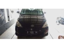 Toyota Kijang innova e mt 2010 upgrade G istimewa dp minim 30jt saja