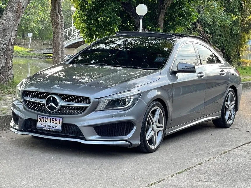 2018 Mercedes-Benz CLA250 AMG Dynamic Sedan