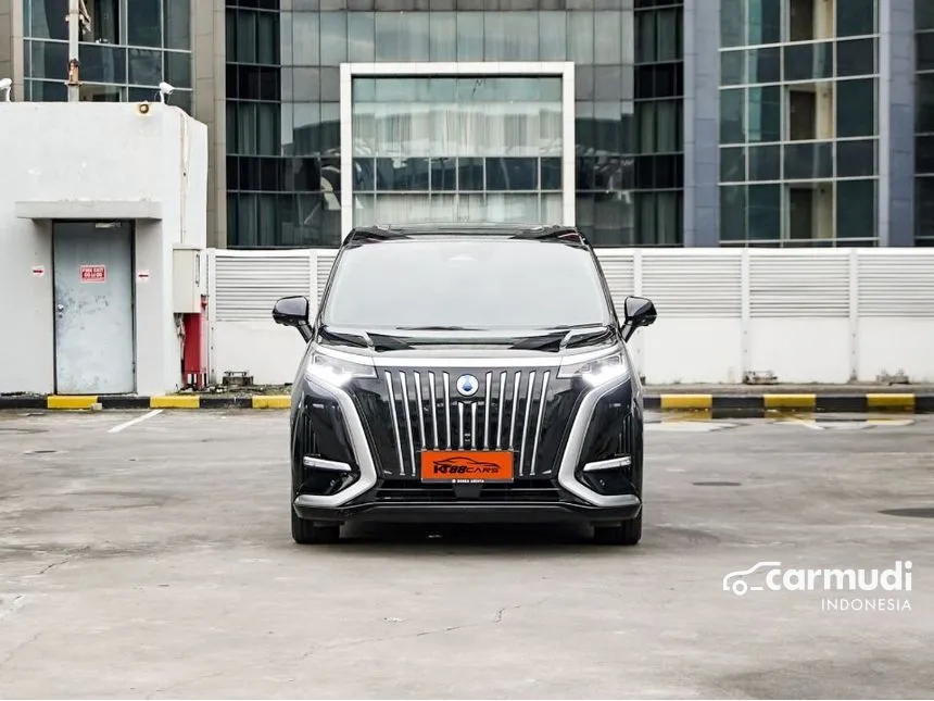 2025 Denza D9 Advanced MPV