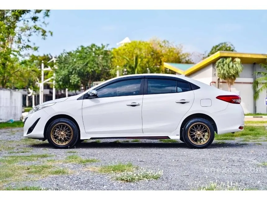 2019 Toyota Yaris Ativ E Sedan