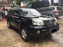 Nissan Xtrail 2004 ST AT Hitam sangat mulus dan terawat siap pakai