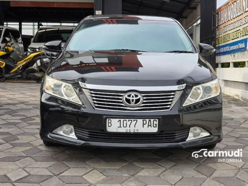 2014 Toyota Camry V Sedan