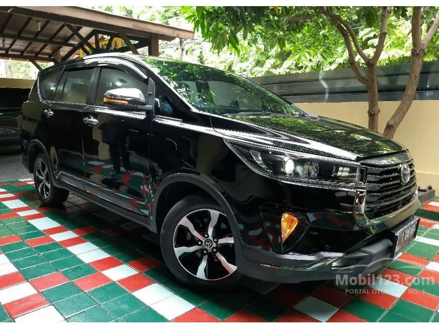 Jual Mobil Toyota Innova Venturer 2021 2.4 di Jawa Timur Automatic Wagon Hitam Rp 450.100.000