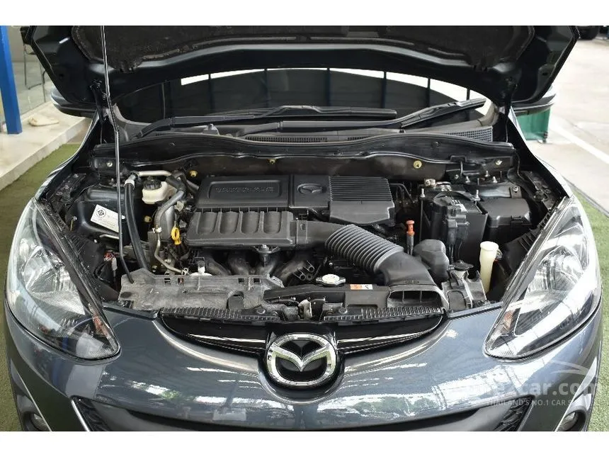 2012 Mazda 2 Elegance Spirit Sedan