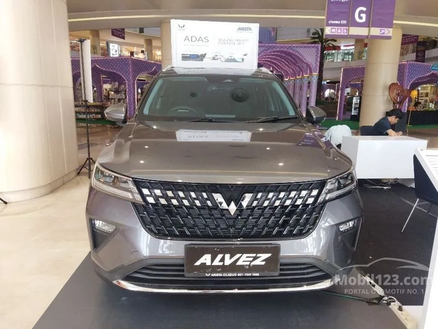 Jual Mobil Wuling Alvez 2023 EX 1.5 di Banten Automatic Wagon Abu