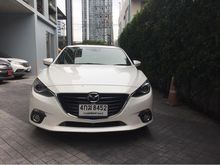 2015 Mazda 3 2.0 (ปี 14-17) E Sports Hatchback AT