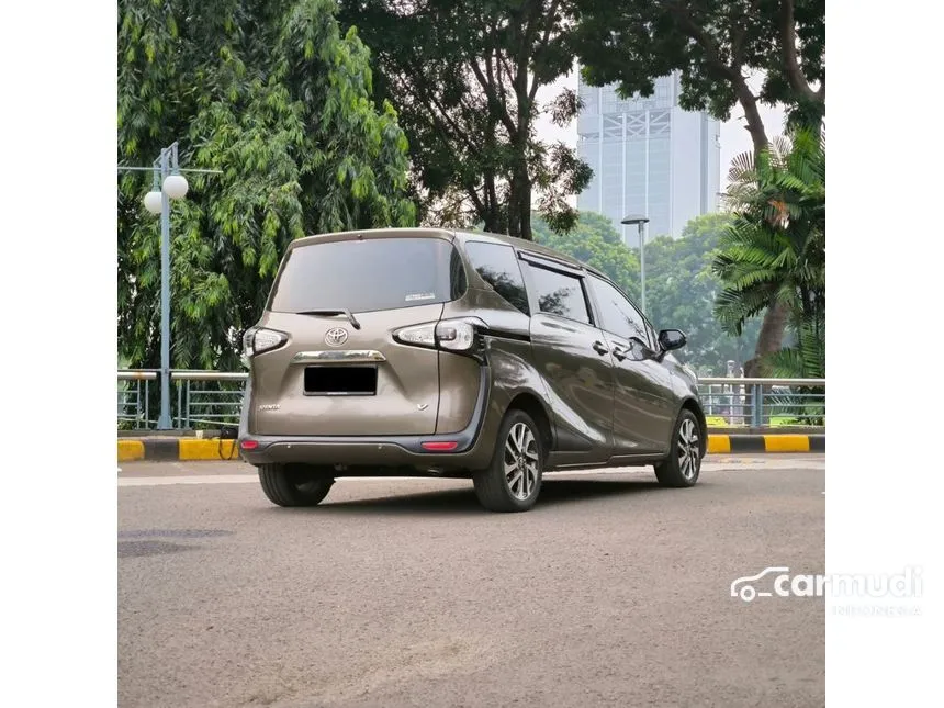 2017 Toyota Sienta V MPV