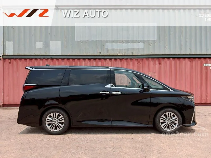 2026 Toyota ALPHARD HEV Van