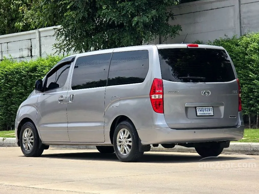 2016 Hyundai H-1 Touring Van
