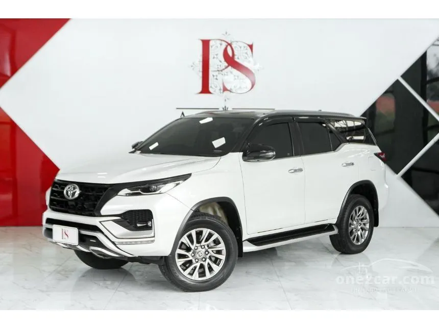 2021 Toyota Fortuner V SUV
