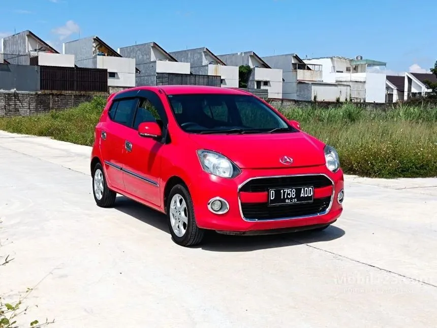 Jual Mobil Daihatsu Ayla 2015 X 1.0 di Jawa Barat Manual Hatchback Merah Rp 87.000.000