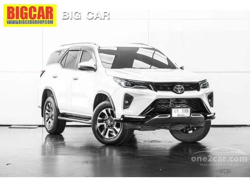 2023 Toyota FORTUNER Leader V SUV