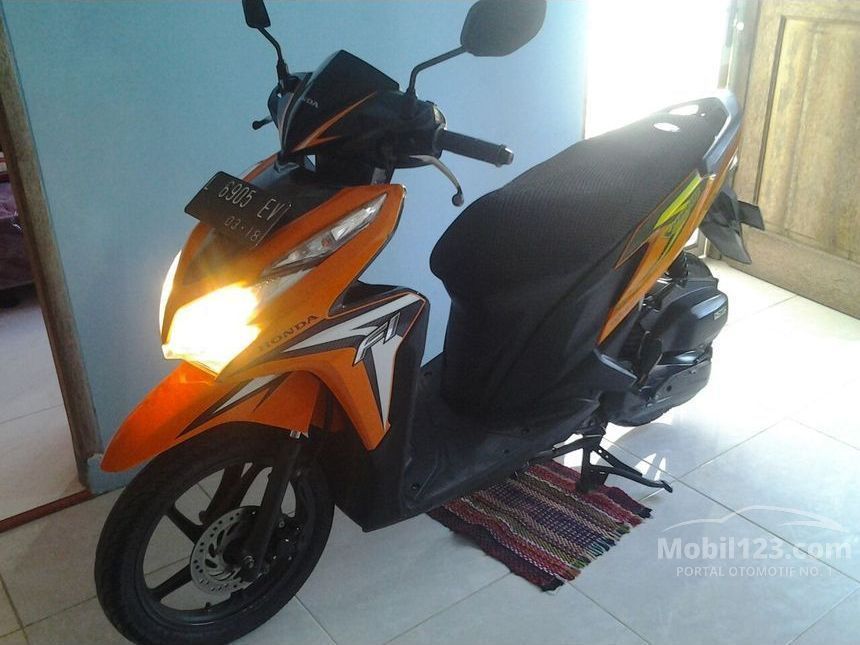 Jual Motor Honda Vario 2013 0 1 Di Jawa Timur Automatic Orange Rp 11 500 000 3231160 Mobil123 Com