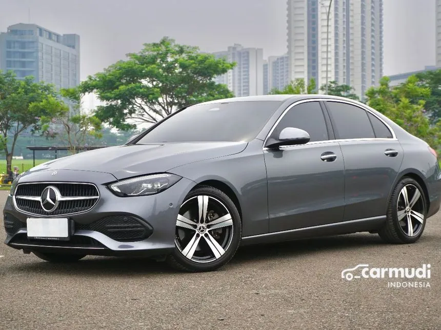 2022 Mercedes-Benz C200 Avantgarde Line Sedan