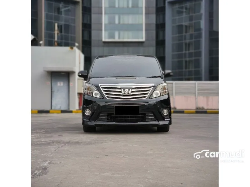 2013 Toyota Alphard S MPV