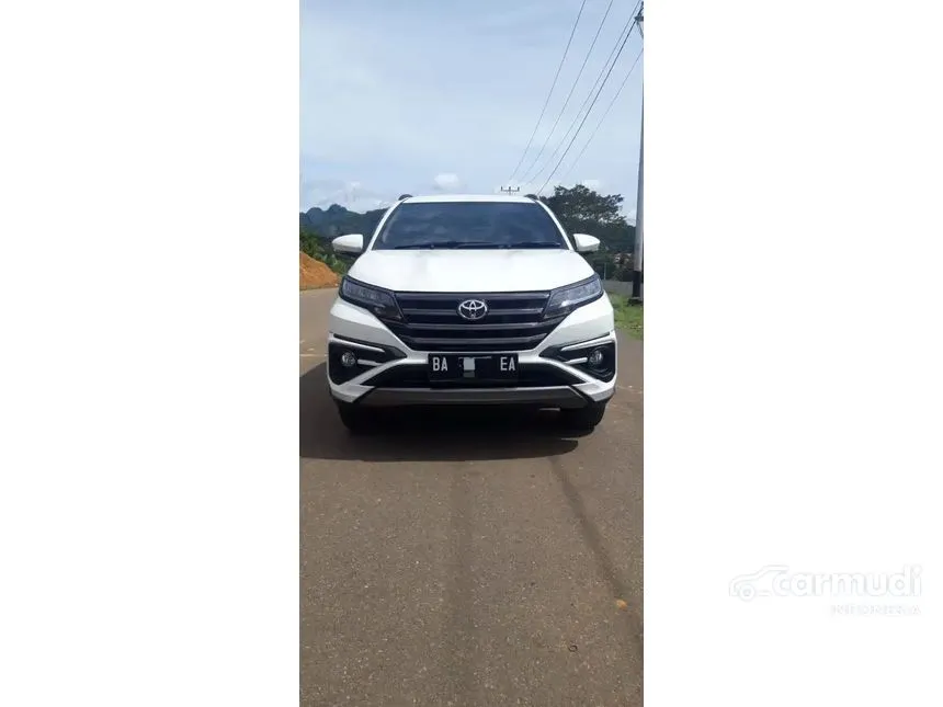 Jual Mobil Toyota Rush 2021 S GR Sport 1.5 di Sumatera Barat Automatic SUV Putih Rp 247.000.000