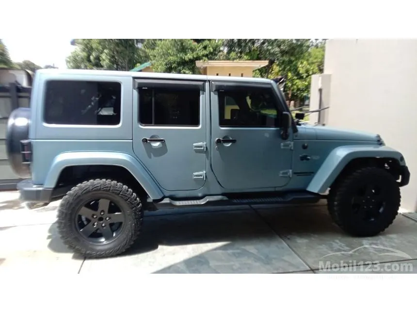 2012 Jeep Wrangler Sahara Unlimited 4 Door SUV