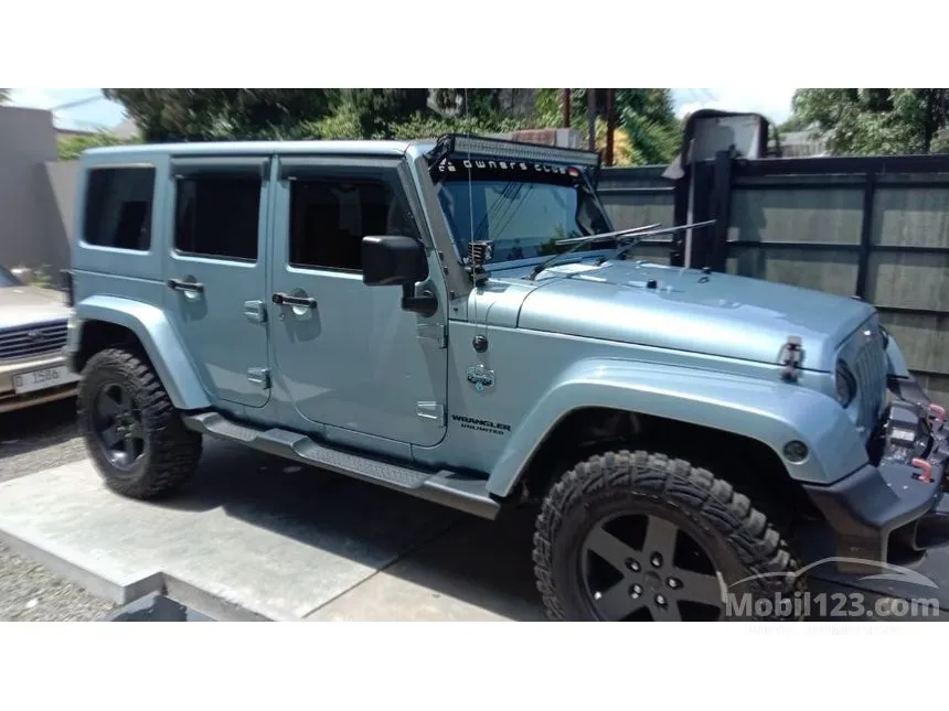 2012 Jeep Wrangler Sahara Unlimited 4 Door SUV