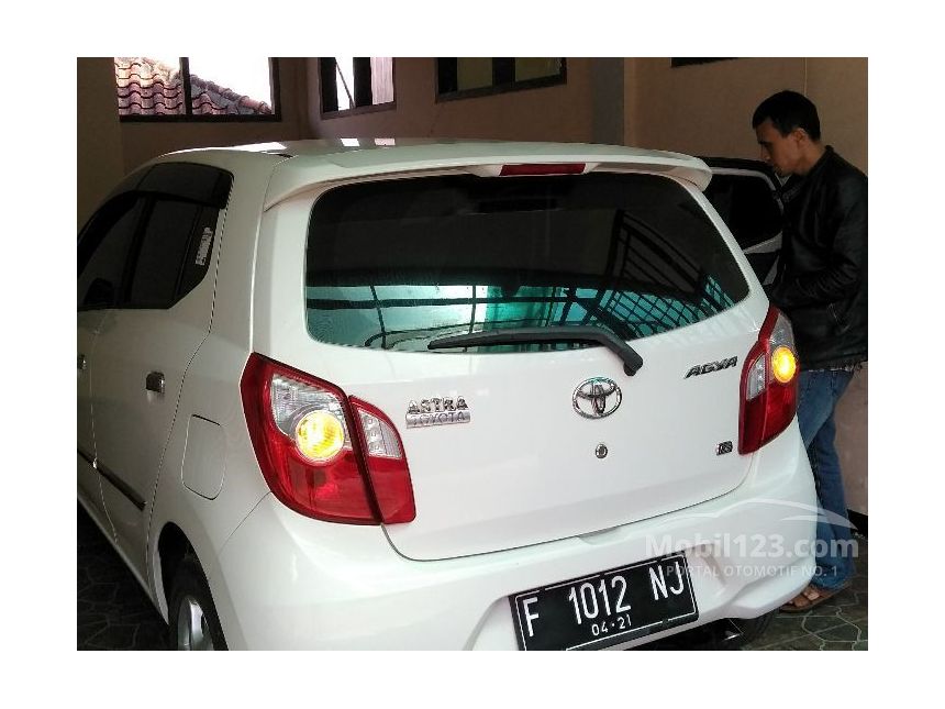 Jual Mobil  Toyota Agya  2021  G 1 0 di Jawa Barat Automatic 