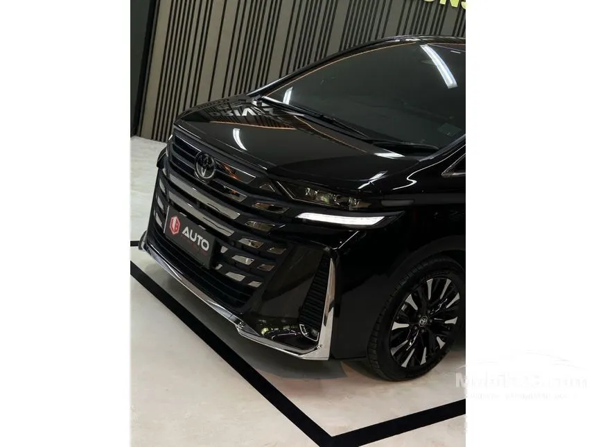 2024 Toyota Vellfire HEV VIP (Premium Color) MPV