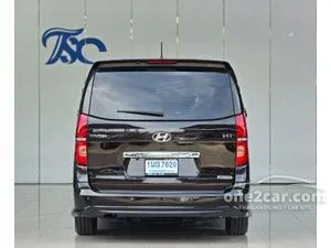 2020 Hyundai H-1 2.5 Deluxe Van
