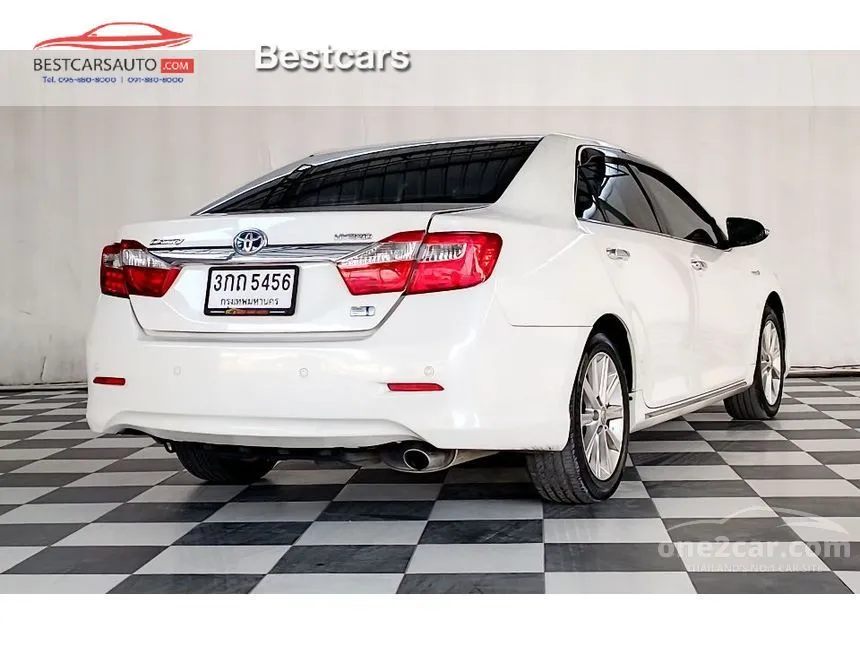 2013 Toyota Camry Hybrid Sedan