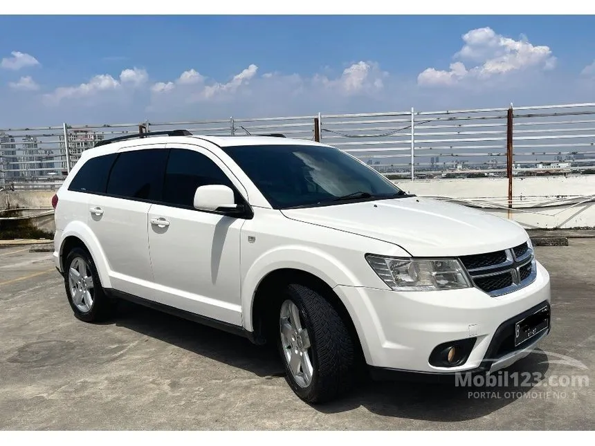 2011 Dodge Journey SXT Luxury SUV