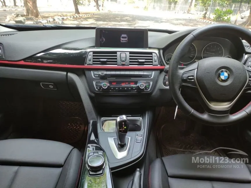 2014 BMW 320i Sport Sedan