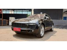 2015 Porsche Macan 2.0 Turbo SUV