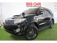 2015 Toyota Fortuner 3.0 (ปี 12-15) V SUV AT