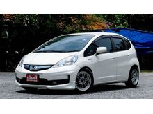 2013 Honda Jazz 1.3 (ปี 08-14) Hybrid Hatchback AT