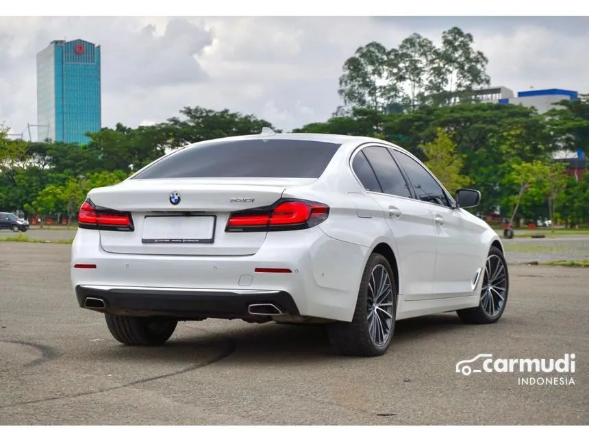 2022 BMW 530i M Sport Sedan