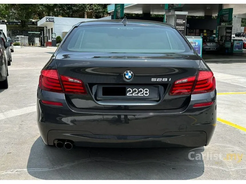 2012 BMW 528i M Sport Sedan