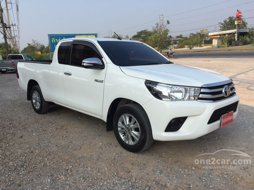 Toyota Hilux Revo 2017 E 2.4 in ภาคตะวันตก Manual Pickup สีขาว for ...