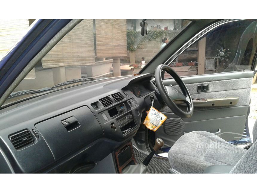 1997 Toyota Kijang MINIBUS GL Long (LGX) MPV