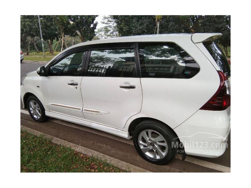 Jual Mobil Toyota Avanza 2015 Veloz 1.3 di Banten Manual 