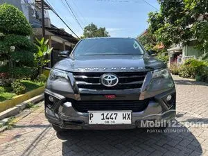 2020 Toyota Fortuner 2.4 VRZ TRD 4X2 SUV