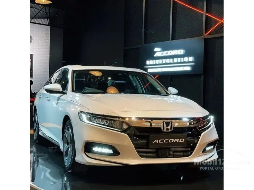 Jual Mobil Honda Accord 2023 1.5 di DKI Jakarta Automatic Sedan Putih Rp 735.000.000